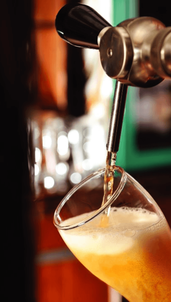 Bière pression tirée au comptoir